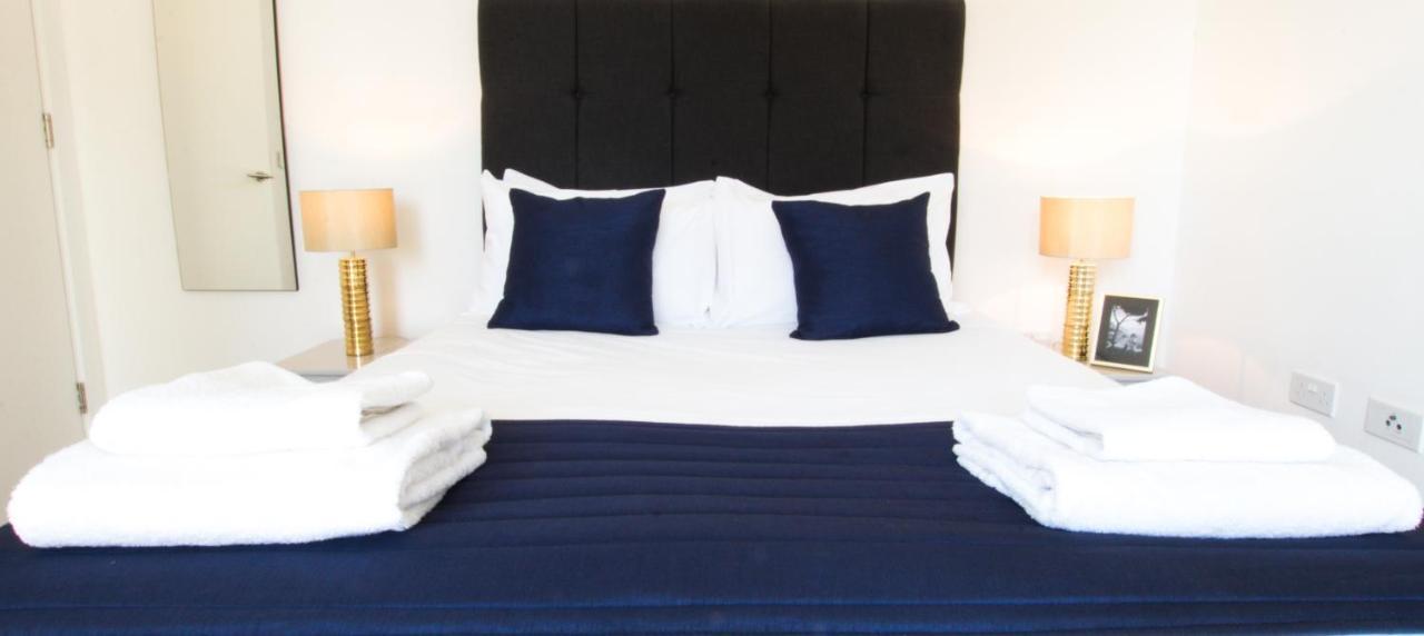 Charles Hope Millharbour Apartment Лондон Екстериор снимка